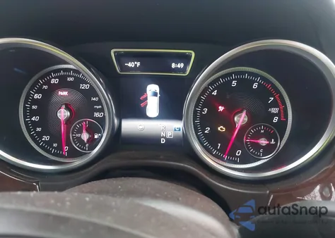 2017 Mercedes-Benz Gls 550 4Matic z USA, uszkodzony, nr VIN 4JGDF7DEXHA953928